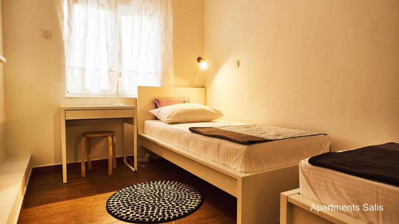 Salis Apartments Vrsi Eksteriør billede